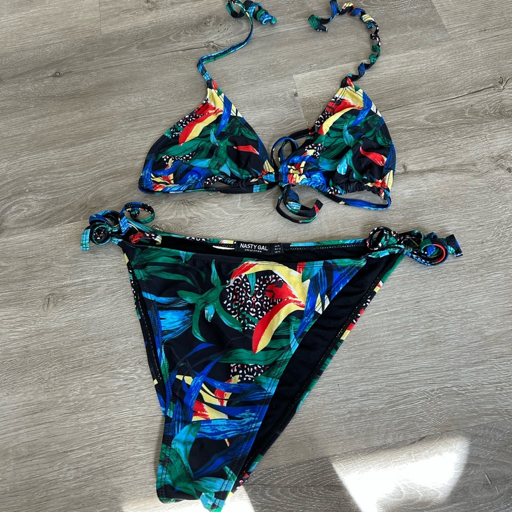 Nasty Gal bikini size 10